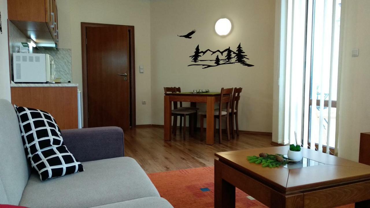 Pine Tree Apartment D34 Bansko Exterior photo