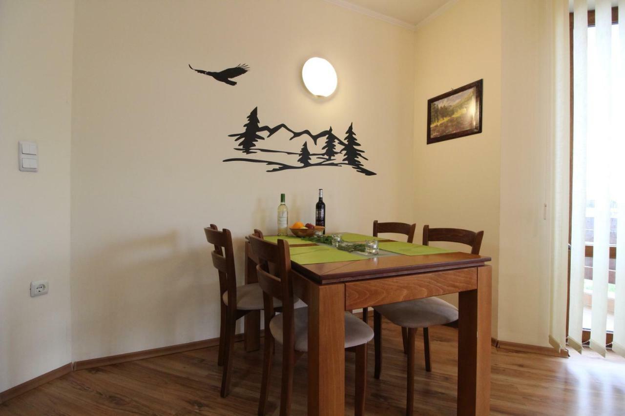 Pine Tree Apartment D34 Bansko Exterior photo